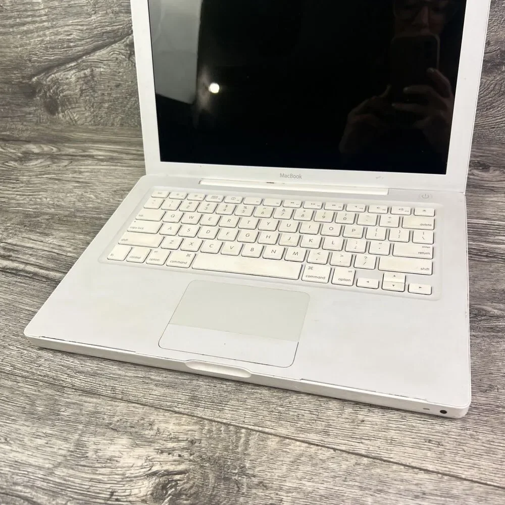 Apple Polycarbonate MacBook Laptop Parts/Repair A1181 *READ